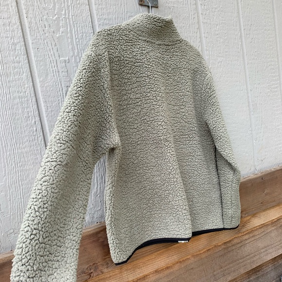 PINK VS grey thick sherpa full zip cozy sweater - Picture 12 of 16